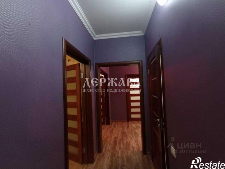 3-комн квартира Степной мкр,дом 6