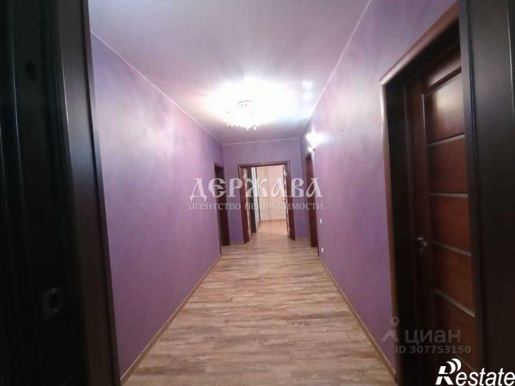 3-комн квартира Степной мкр,дом 6