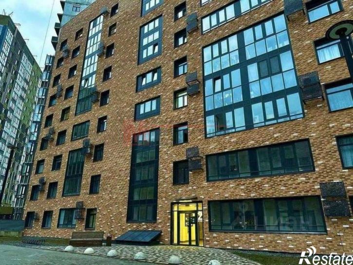 3-комн квартира Космос мкр,дом 11