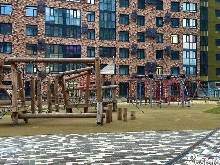 3-комн квартира Космос мкр,дом 11