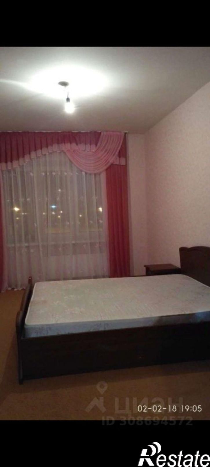 3-комн квартира Степной мкр,дом 20