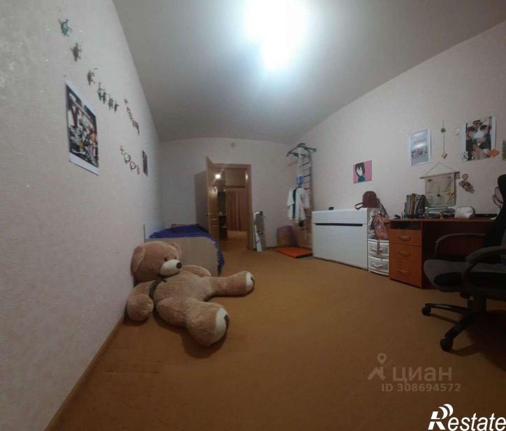 3-комн квартира Степной мкр,дом 20