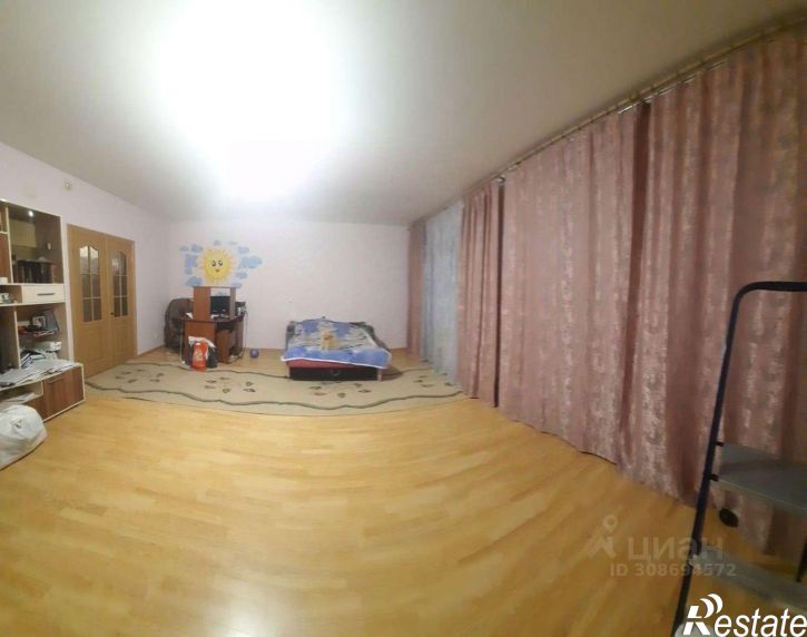 3-комн квартира Степной мкр,дом 20