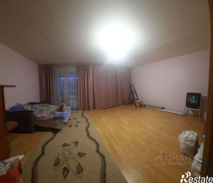 3-комн квартира Степной мкр,дом 20