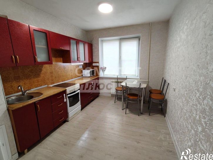 3-комн квартира Старый Оскол г.