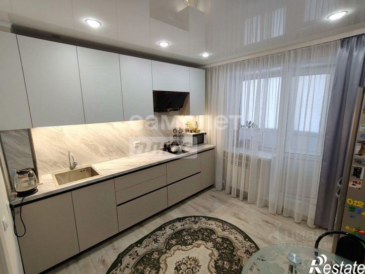 2-комн квартира Старый Оскол г., Юго-Западный