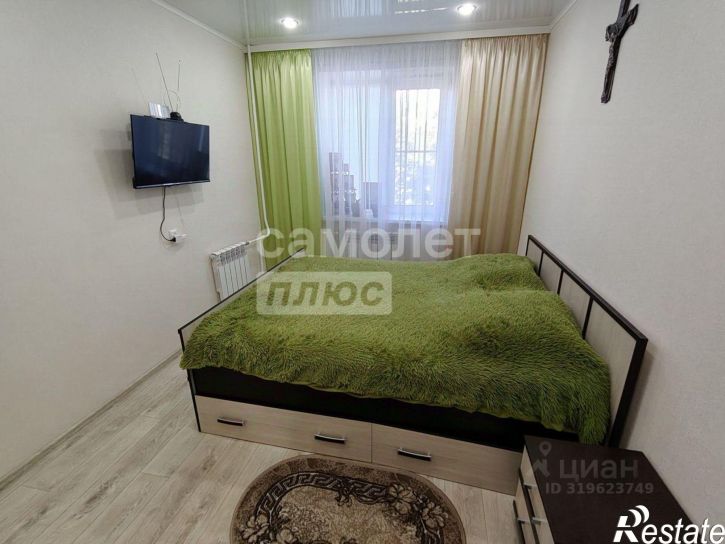 2-комн квартира Старый Оскол г., Юго-Западный