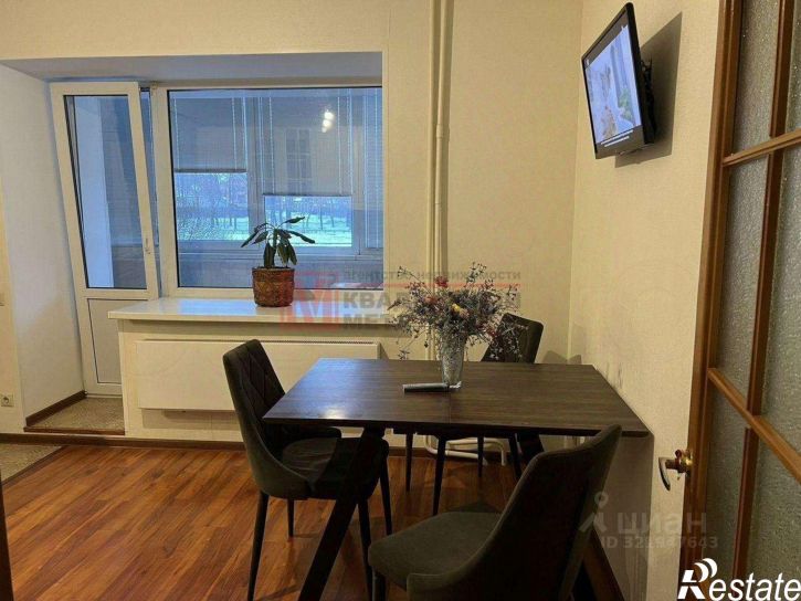 3-комн квартира Степной мкр,дом 2