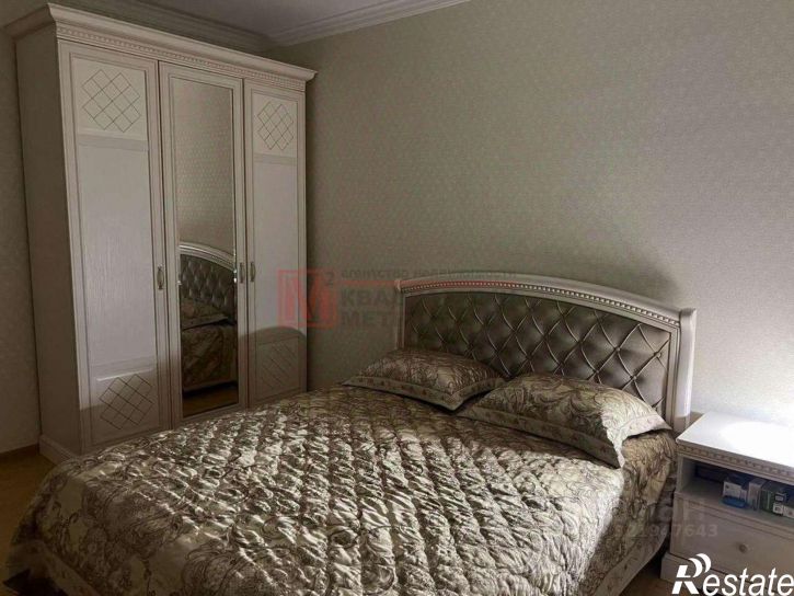 3-комн квартира Степной мкр,дом 2