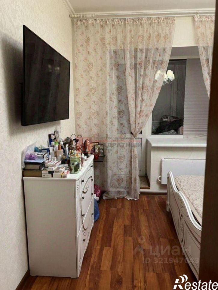 3-комн квартира Степной мкр,дом 2