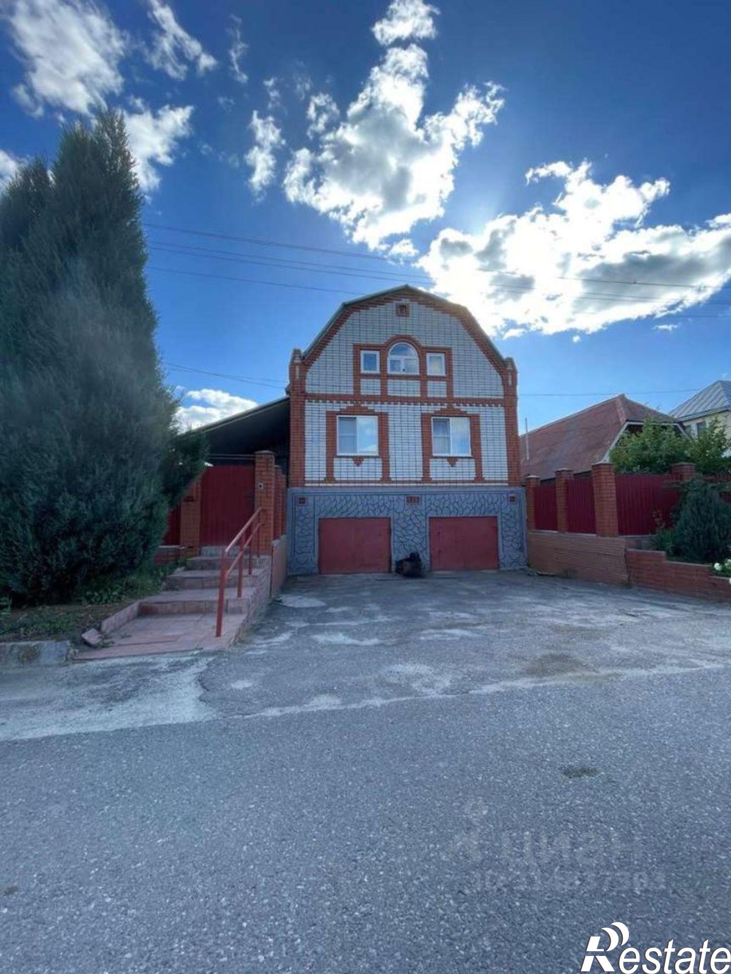 Сдать дачу, дом, коттедж за 45 000 рублей на Донецкая улица, 13