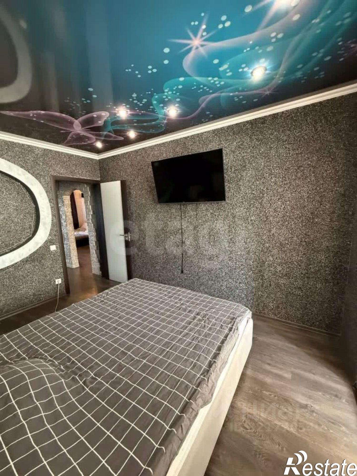 Купить квартиру за 7 100 000 рублей на мкр Жукова, 24а