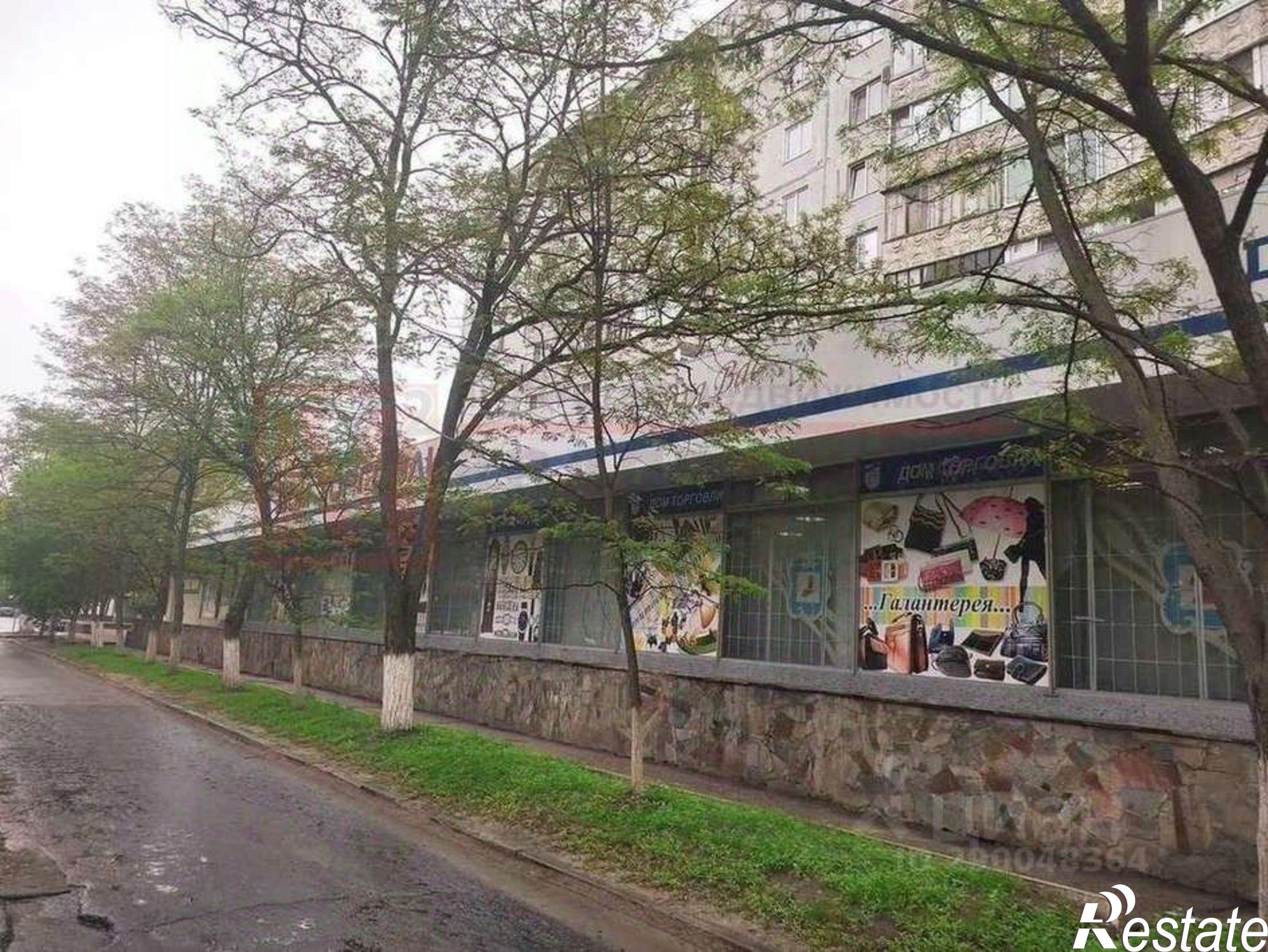 Купить помещение свободного назначения за 120 001 000 рублей на Олимпийский мкр, 62