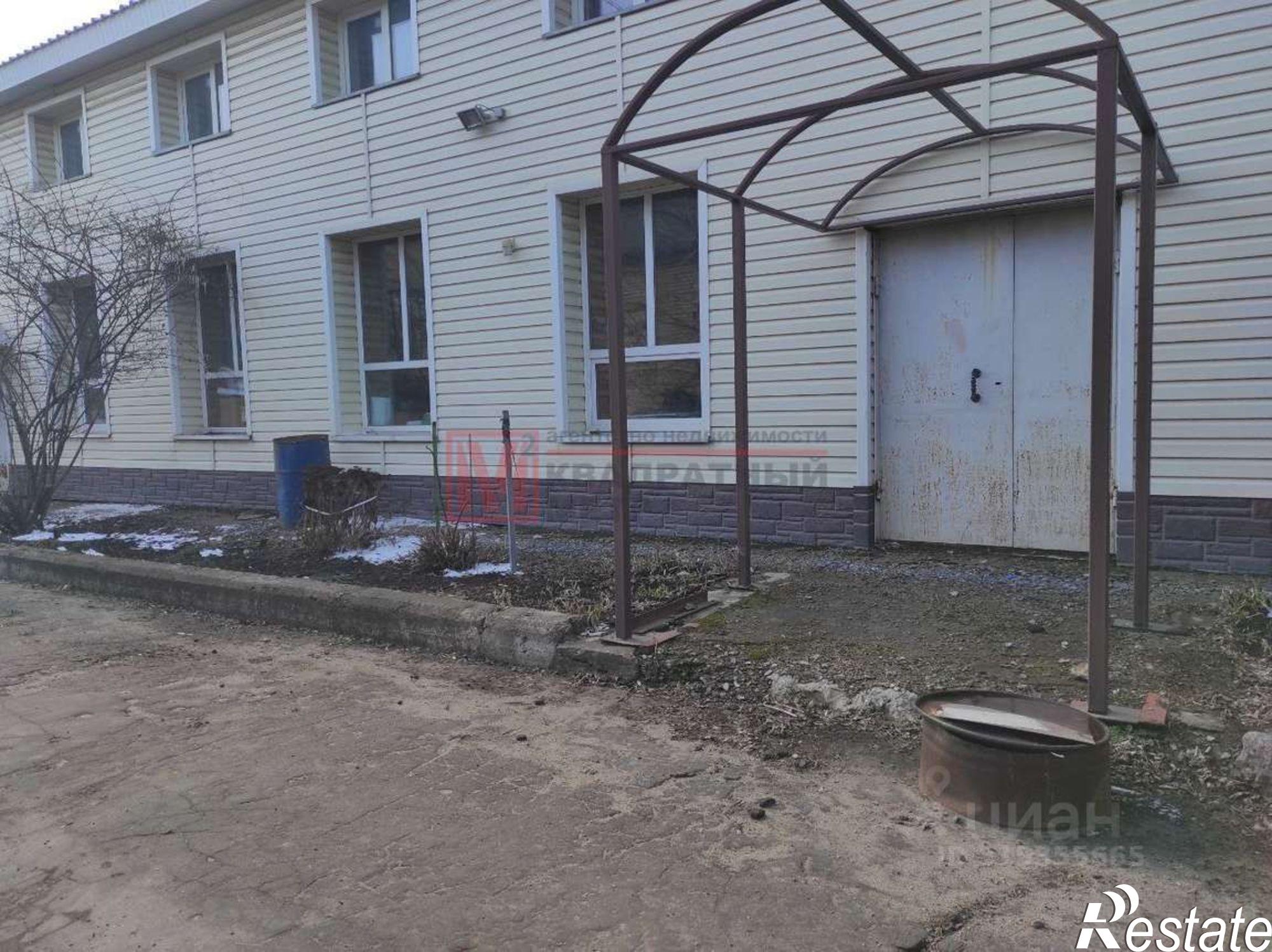 Купить помещение свободного назначения за 28 000 500 рублей на ул Мира, 10