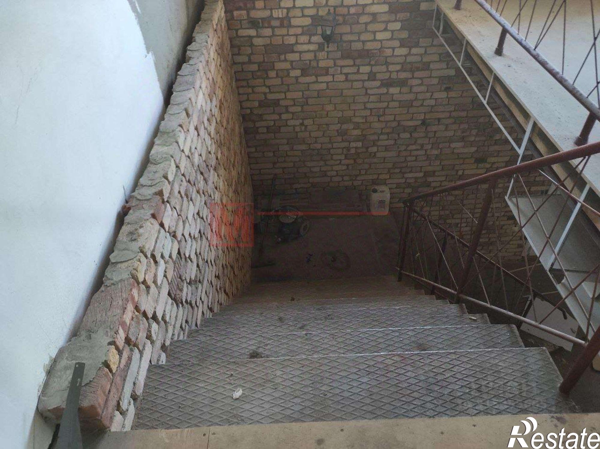 Купить помещение свободного назначения за 28 000 500 рублей на ул Мира, 10