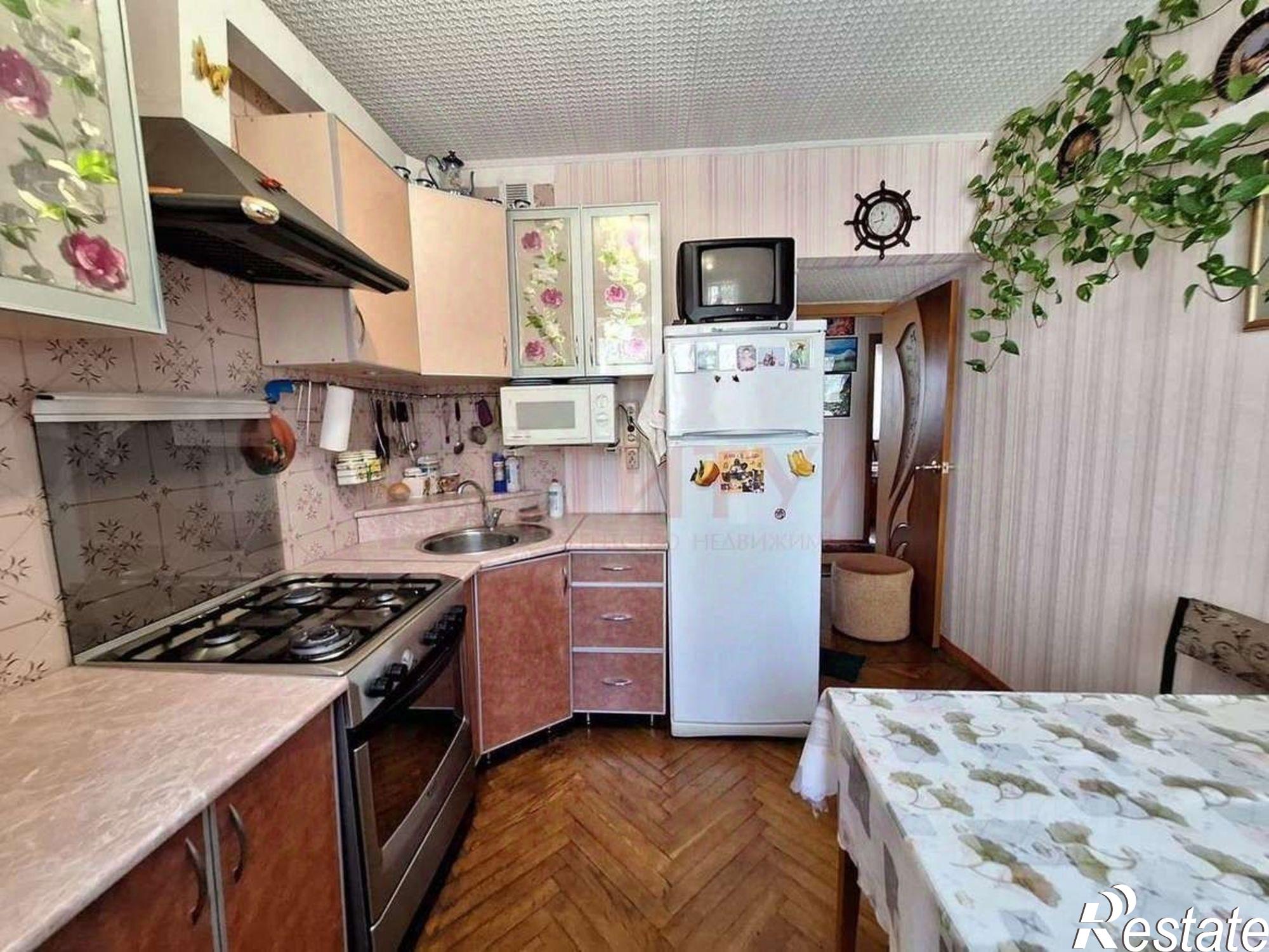 Купить квартиру за 5 100 000 рублей на Звездный мкр, 10