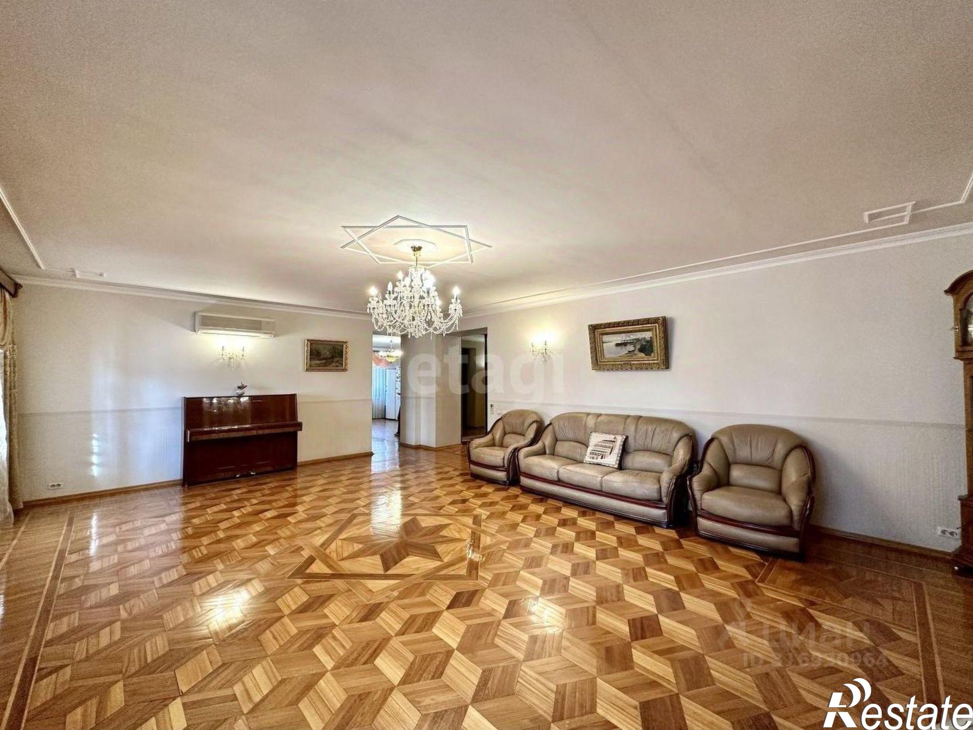 Купить квартиру за 10 500 000 рублей