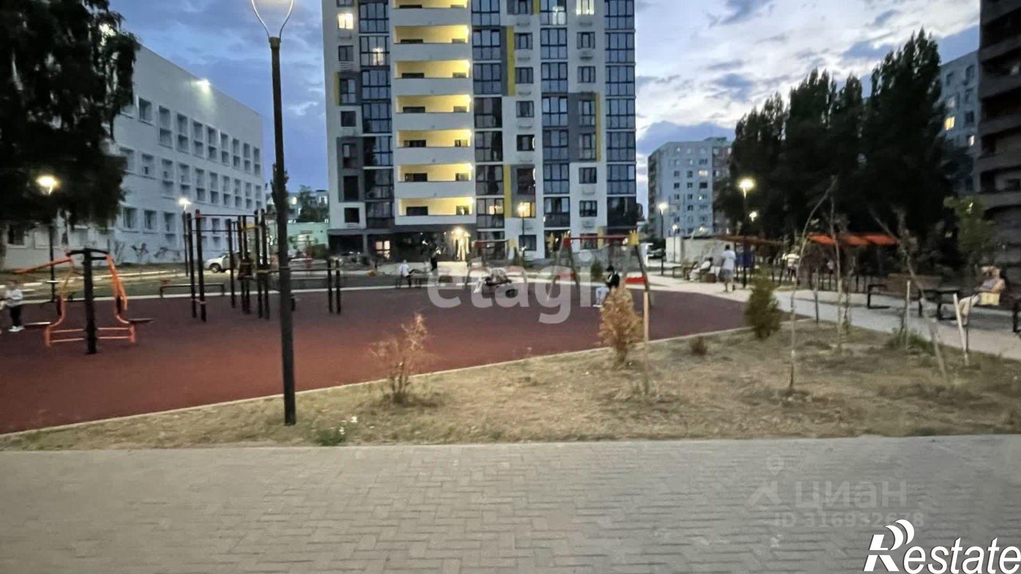 Купить квартиру за 4 799 000 рублей