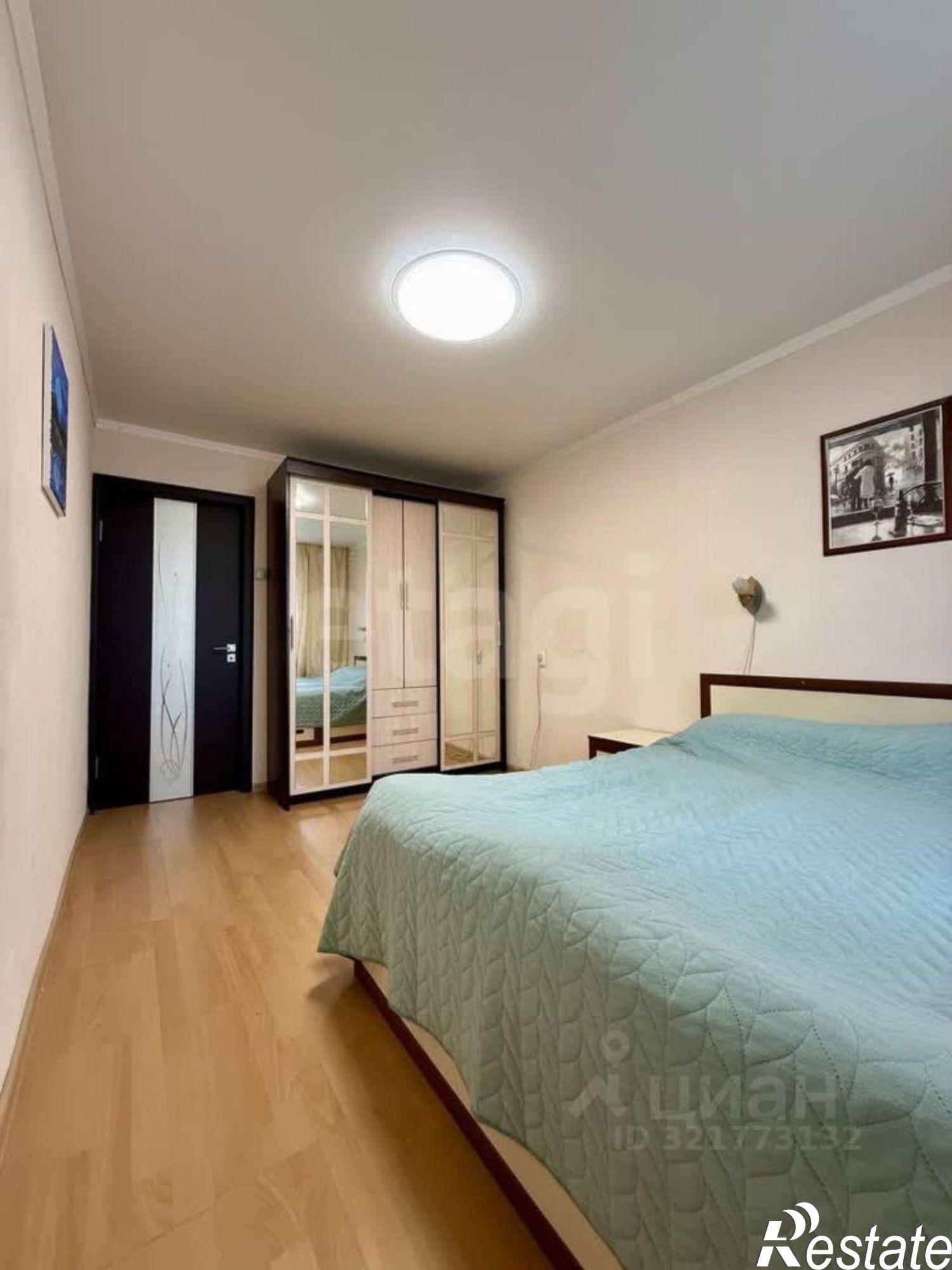 Купить квартиру за 10 900 000 рублей