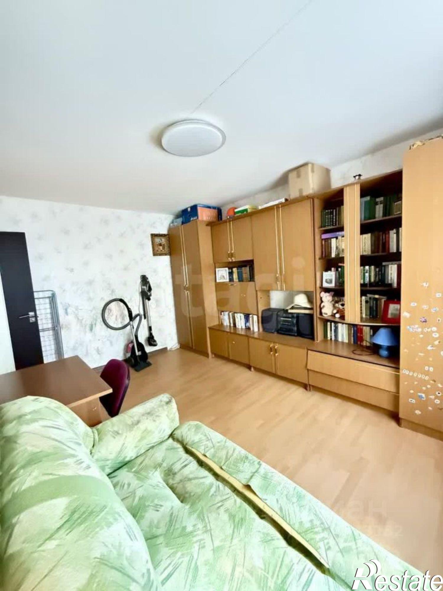 Купить квартиру за 10 900 000 рублей