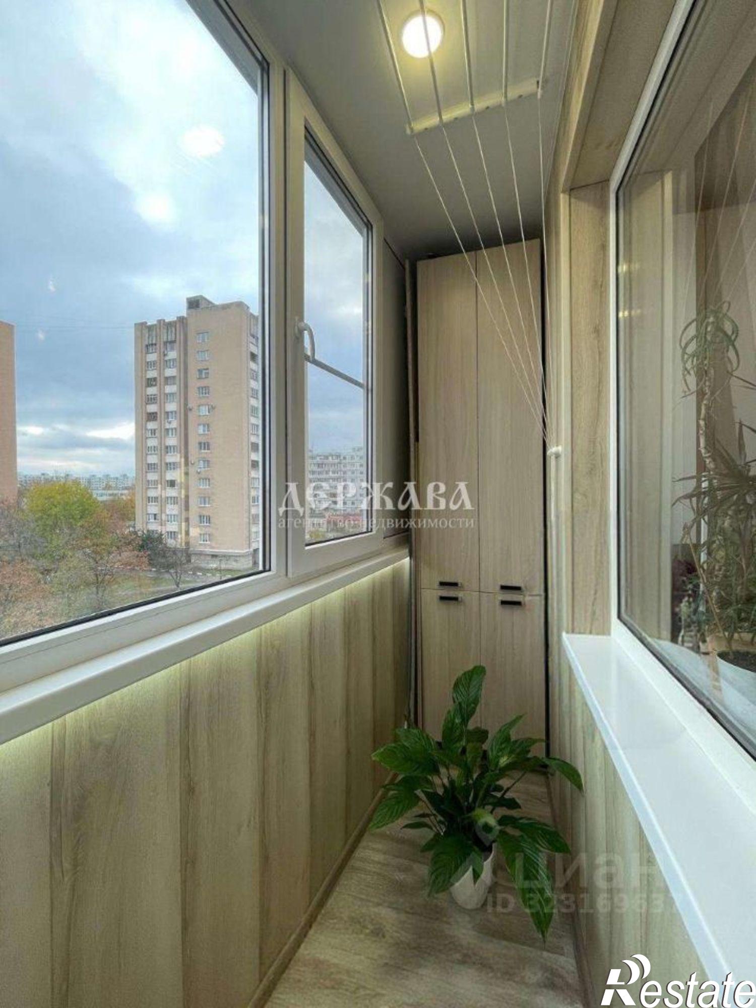 Купить квартиру за 5 550 000 рублей на Жукова мкр,дом 20