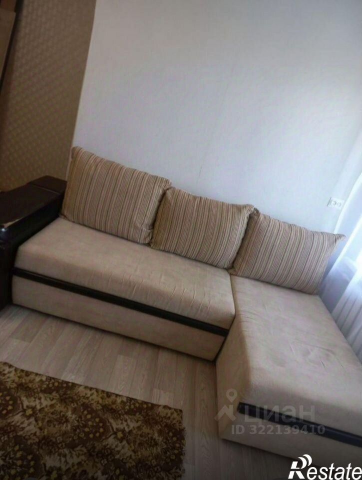 2-комн квартира мкр Макаренко, 15,  д. 15