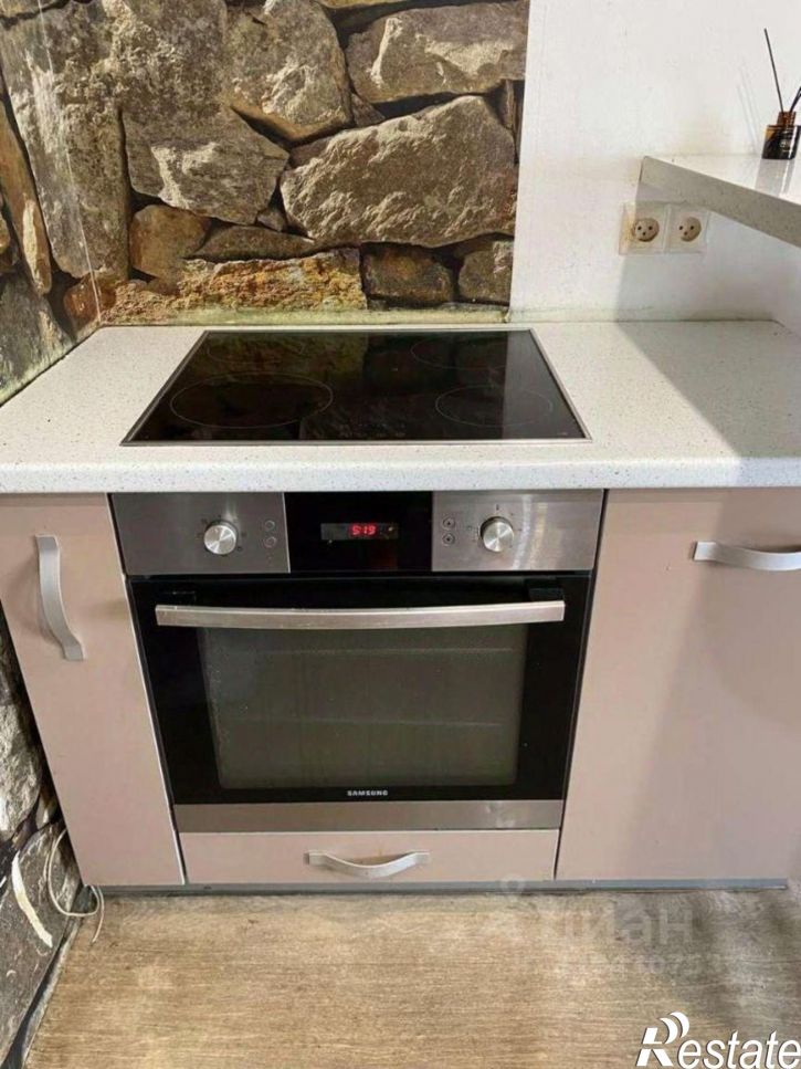 1-комн квартира мкр Горняк, 10,  д. 10