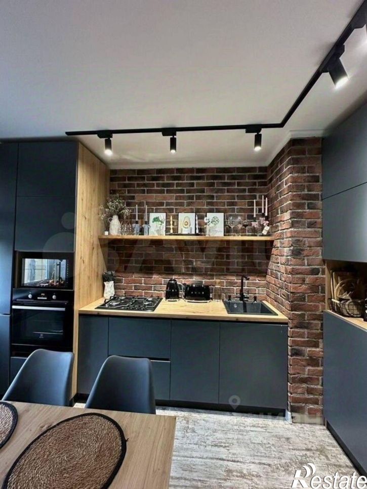 3-комн квартира улица Ватутина, 3,  д. 3