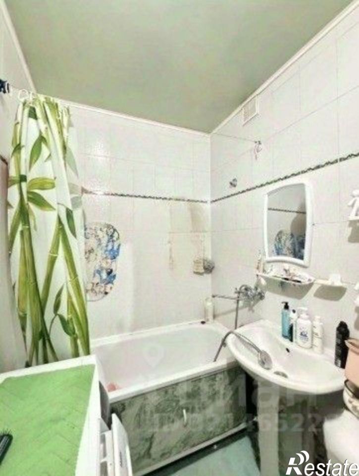 2-комн квартира мкр Горняк, 24,  д. 24