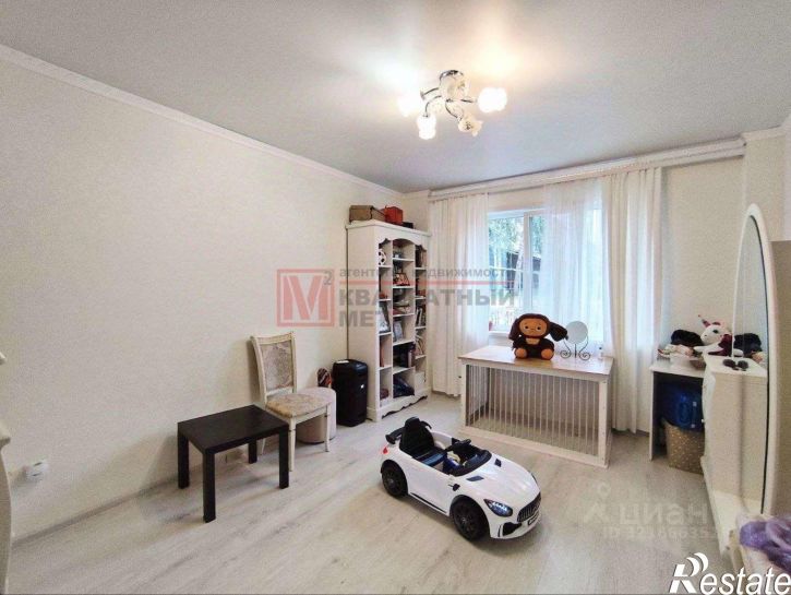 3-комн квартира мкр Дубрава квартал 3, 37,  д. 37