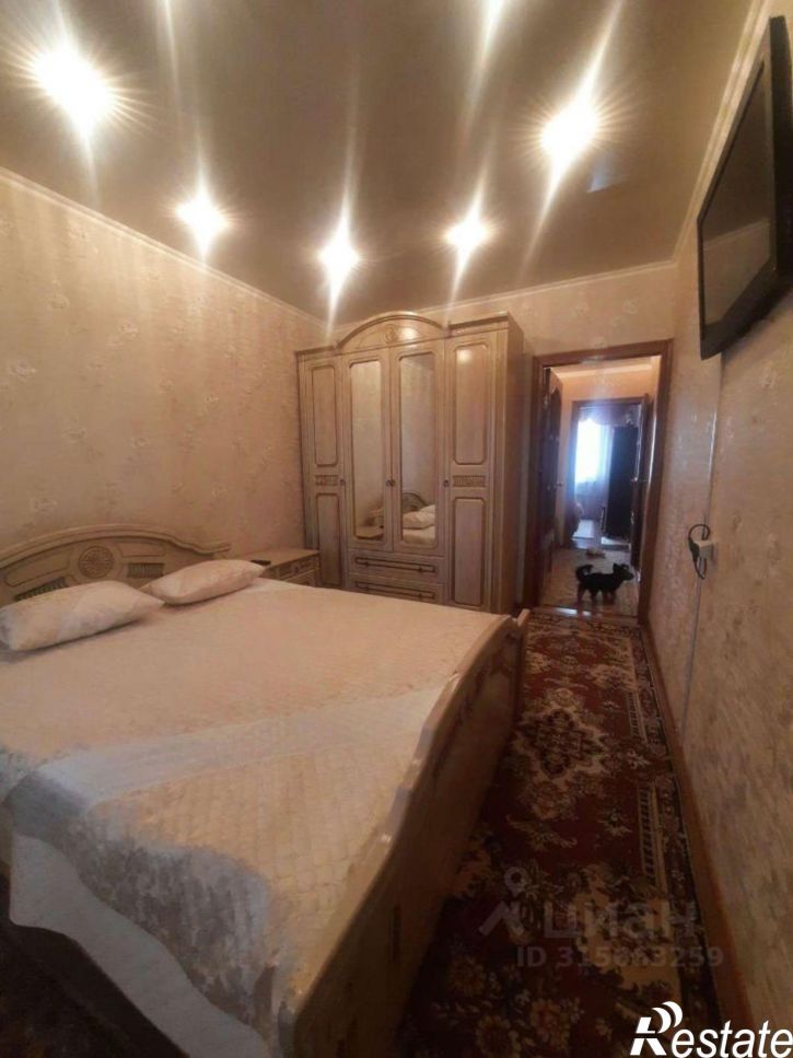 3-комн квартира мкр Королева, 1а,  д. 1а