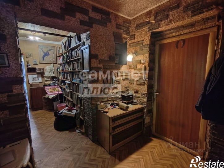 3-комн квартира мкр Молодогвардеец, 1а,  д. 1а