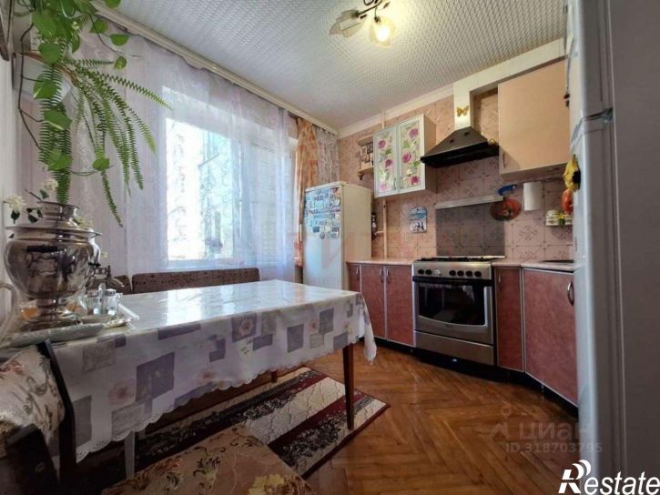 3-комн квартира Звездный мкр, 10,  д. 10