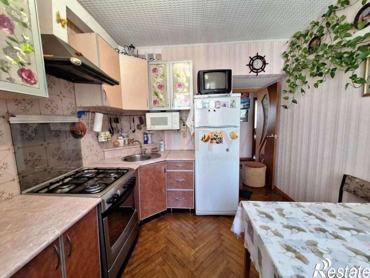 3-комн квартира Звездный мкр, 10,  д. 10