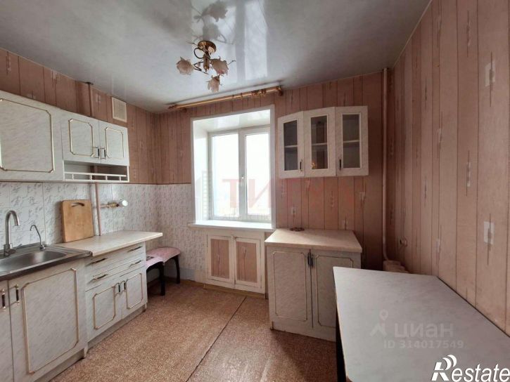 3-комн квартира мкр Приборостроитель, 32,  д. 32