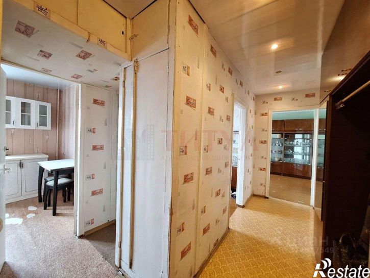 3-комн квартира мкр Приборостроитель, 32,  д. 32