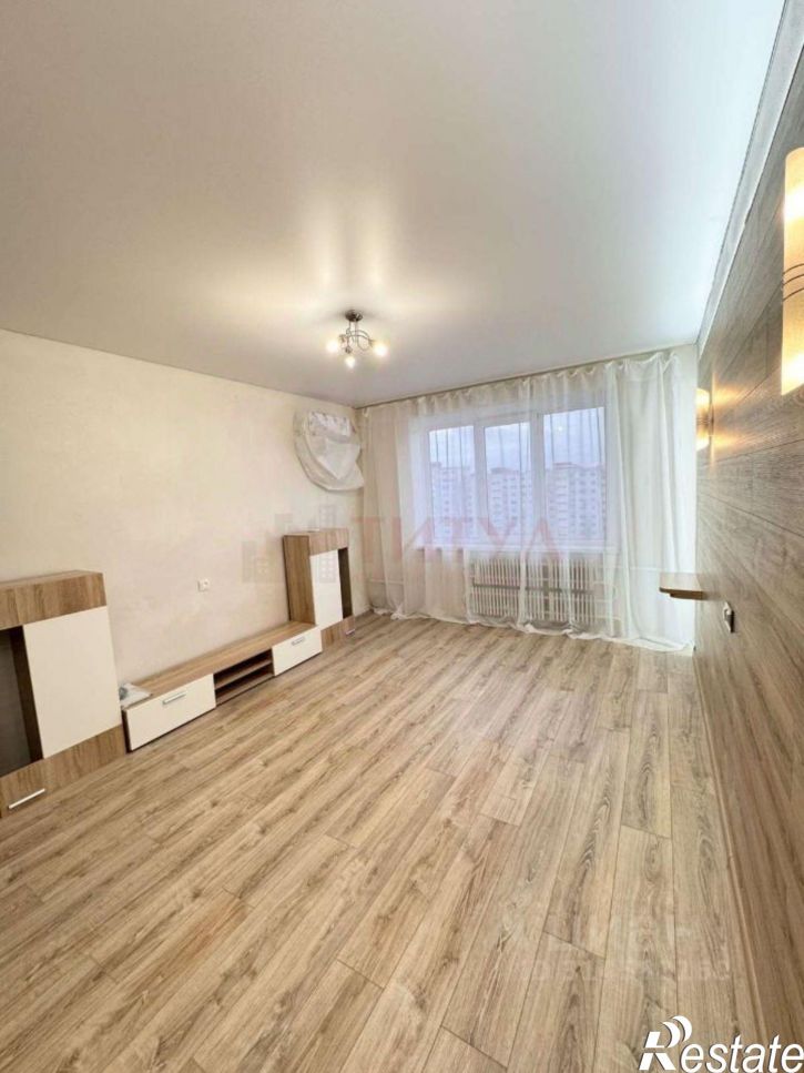 3-комн квартира мкр Королева, 4,  д. 4