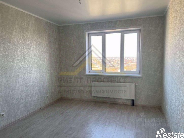 3-комн квартира Степной мкр, 35,  д. 35