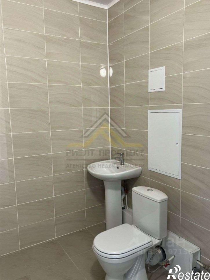 3-комн квартира Степной мкр, 35,  д. 35