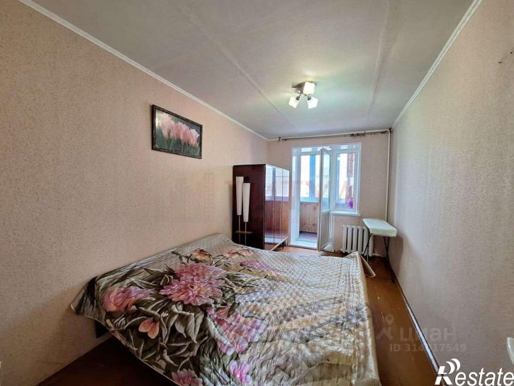 3-комн квартира мкр Приборостроитель, 32,  д. 32