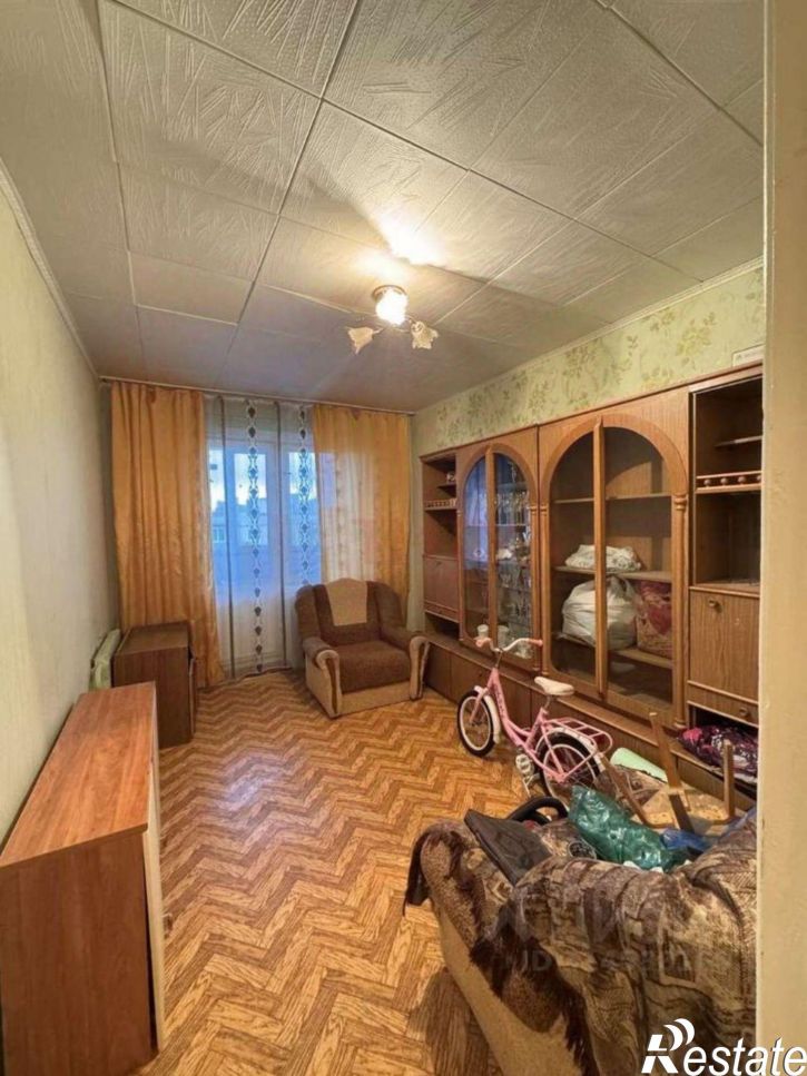 3-комн квартира мкр Королева, 4,  д. 4