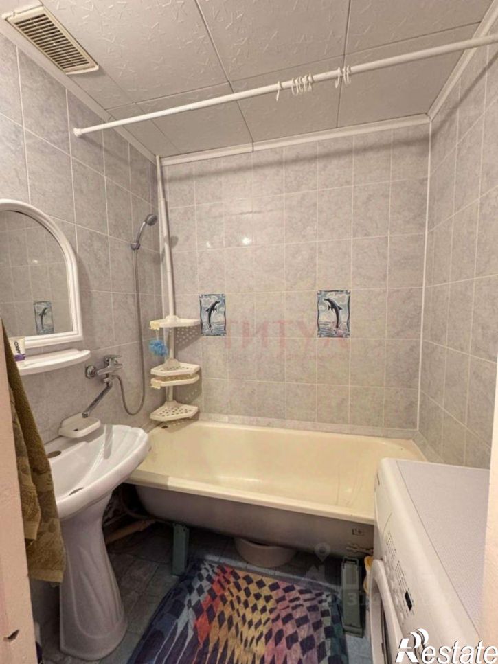 3-комн квартира мкр Королева, 4,  д. 4