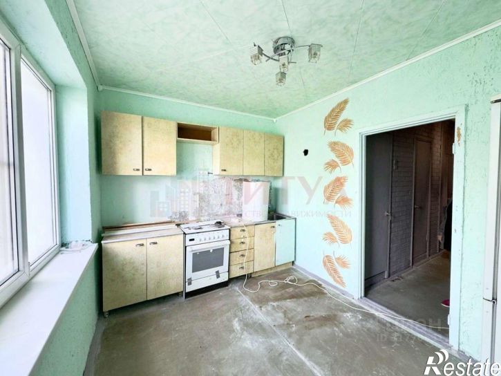 2-комн квартира мкр Макаренко, 34,  д. 34