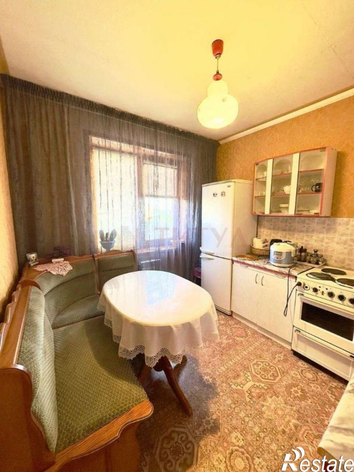 3-комн квартира мкр Буденного, 5,  д. 5