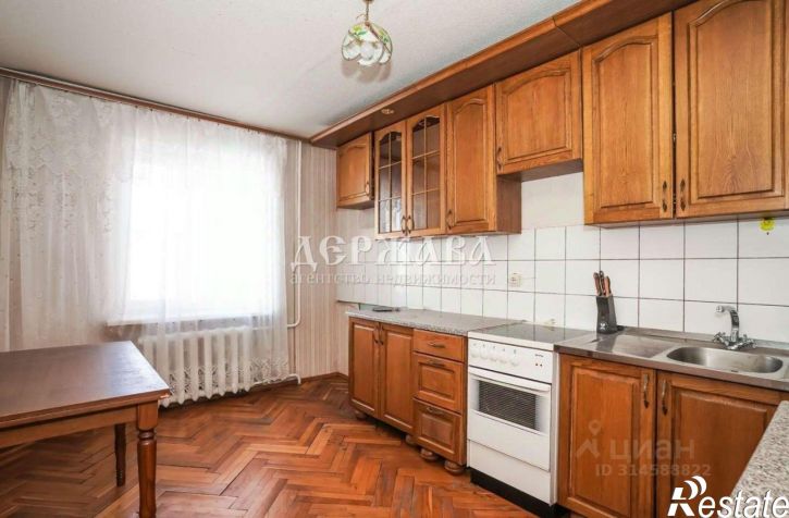 5-комн квартира мкр Дубрава квартал 1, 8,  д. 8