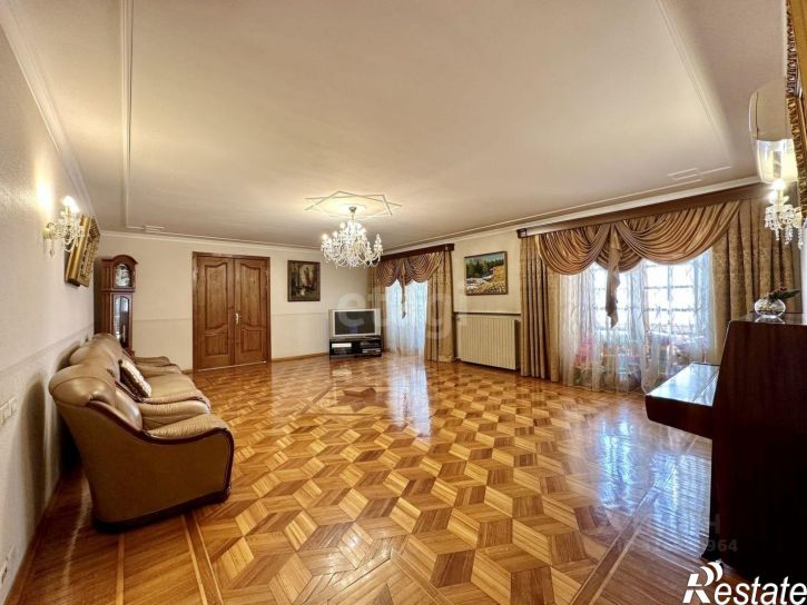 4-комн квартира