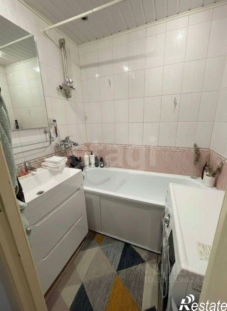 3-комн квартира улица Ватутина, 3,  д. 3