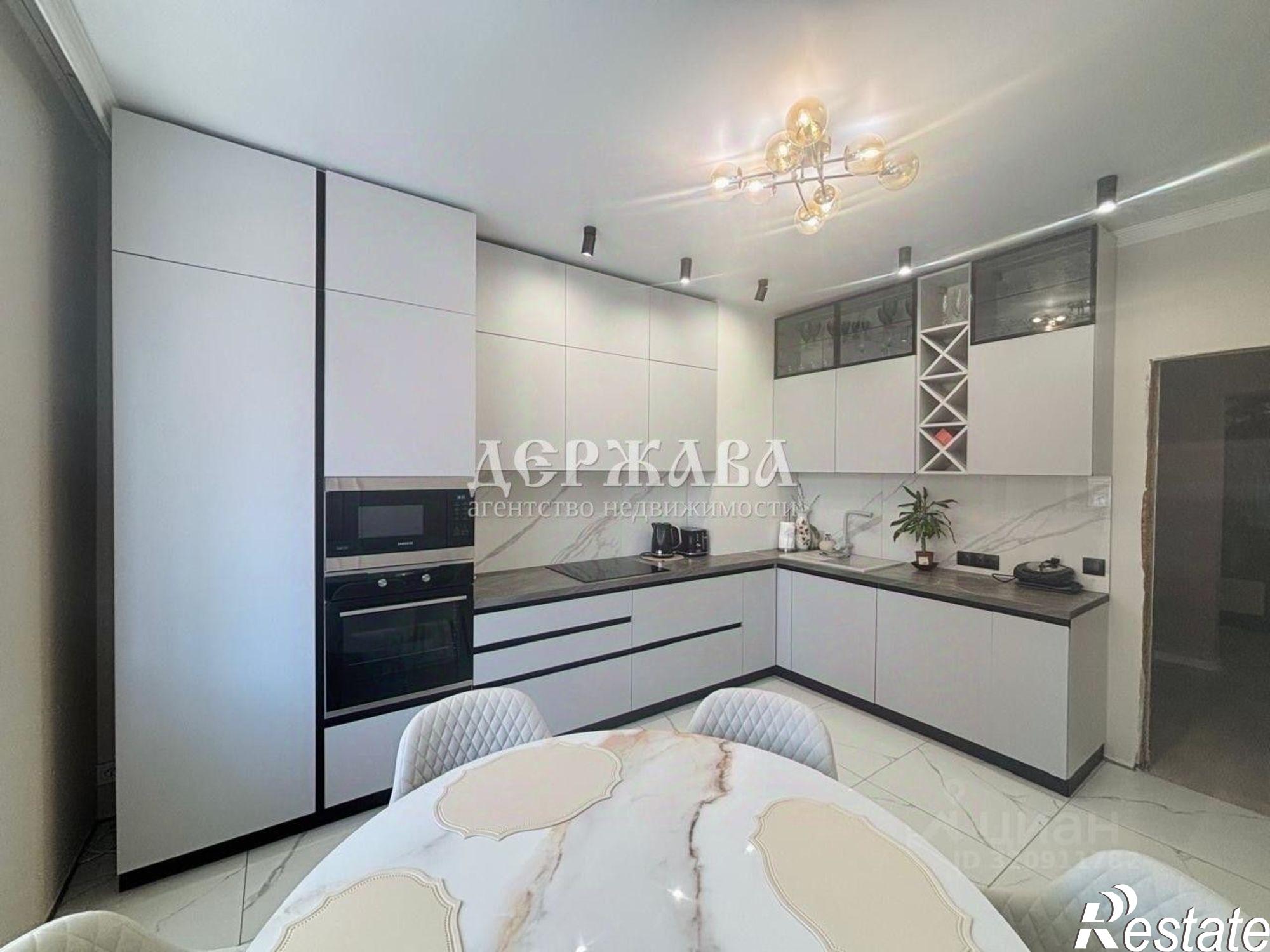 Купить квартиру за 13 500 000 рублей на Степной мкр,дом 31