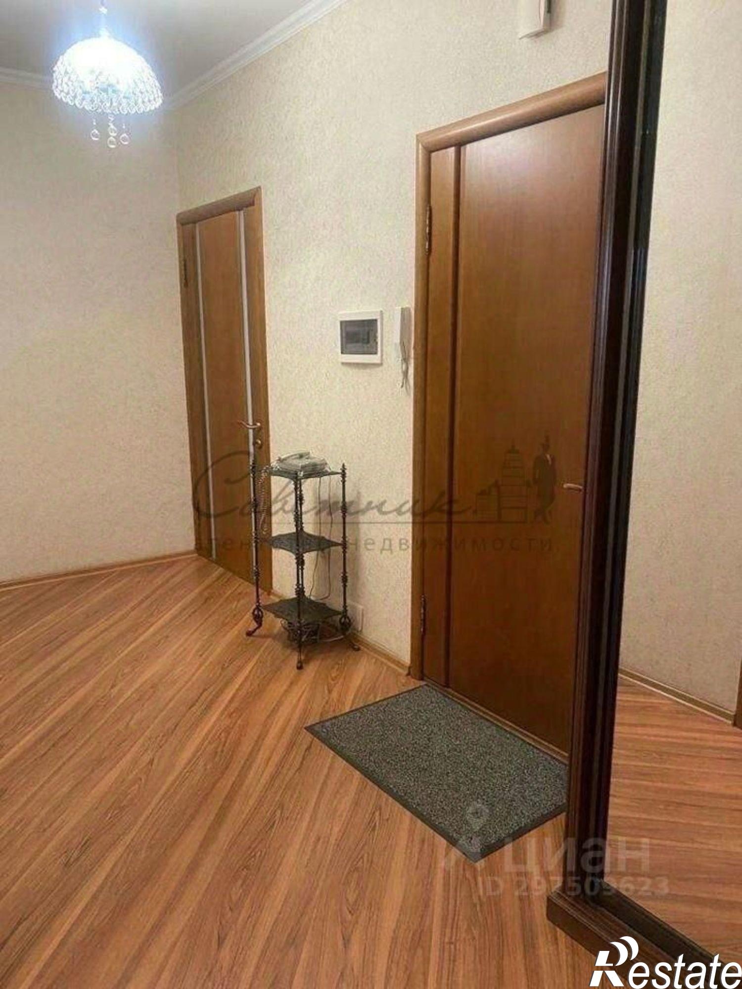 Купить квартиру за 9 800 000 рублей