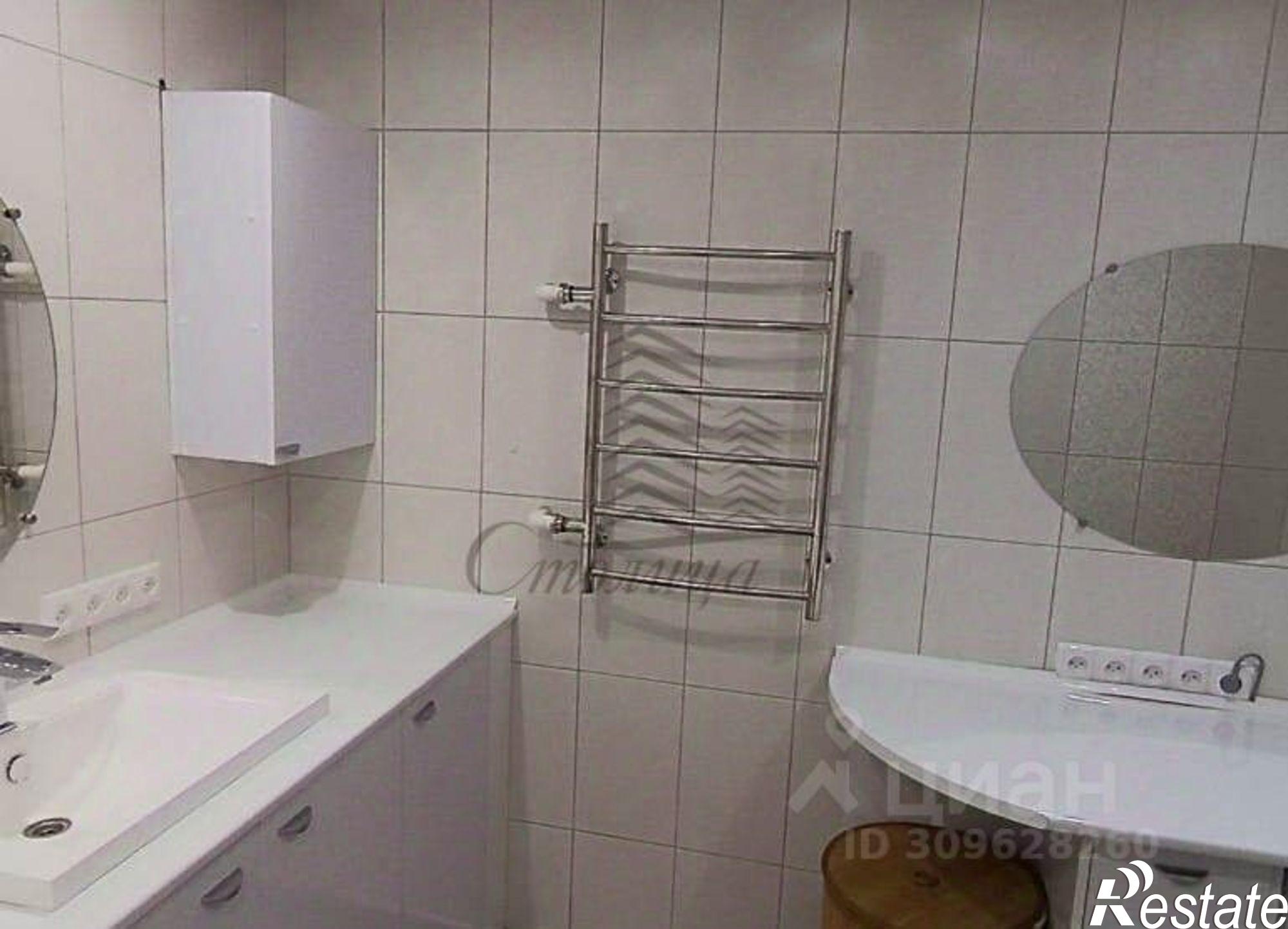 Купить квартиру за 10 100 000 рублей на Космос мкр,дом 3